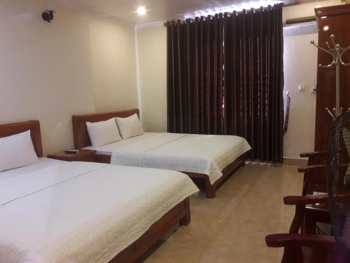 Guesthouse Anh Khang Ha Long Exteriör bild
