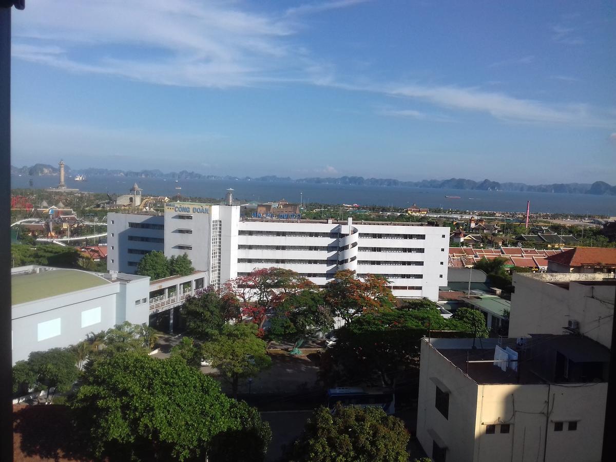 Guesthouse Anh Khang Ha Long Exteriör bild