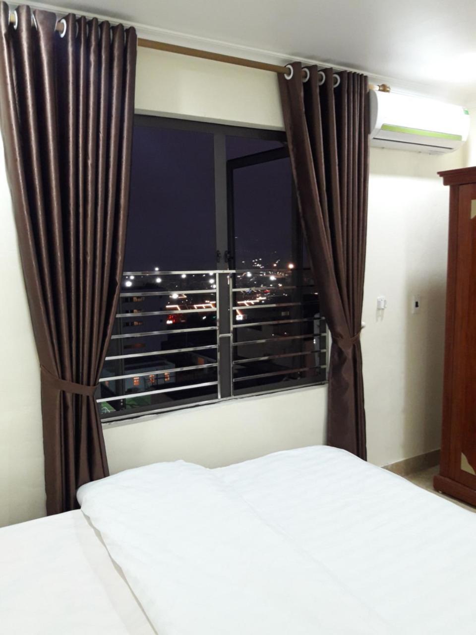 Guesthouse Anh Khang Ha Long Exteriör bild