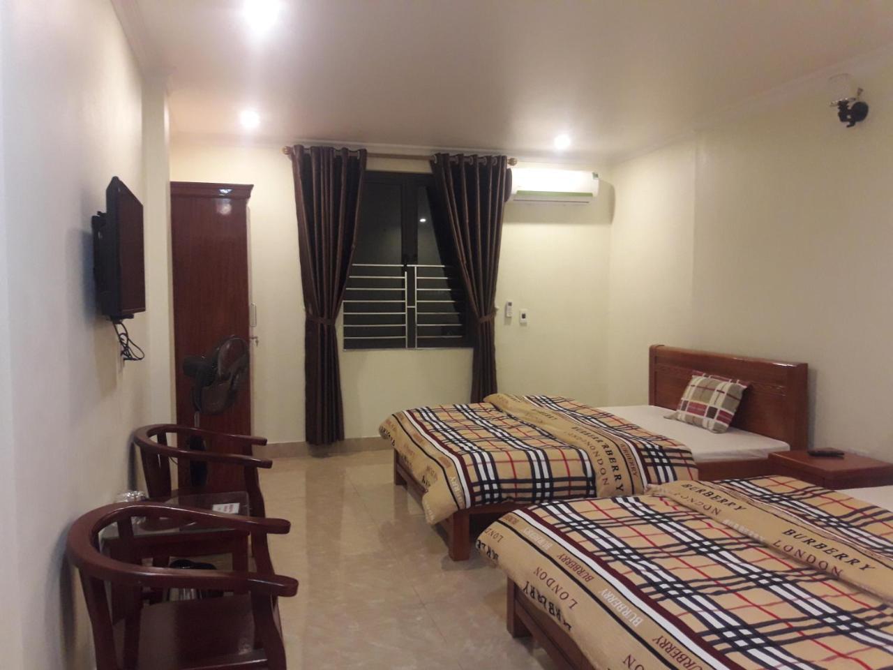 Guesthouse Anh Khang Ha Long Exteriör bild