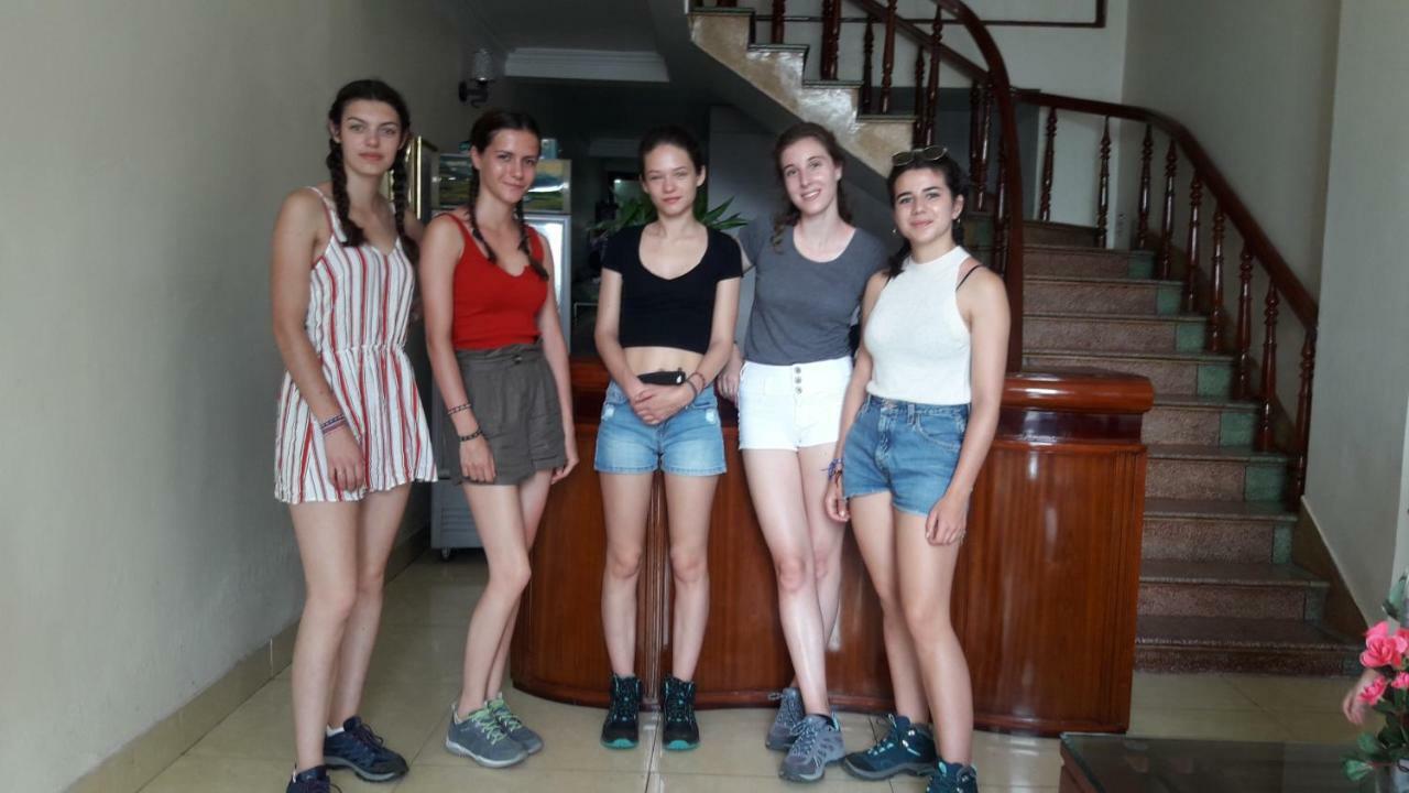 Guesthouse Anh Khang Ha Long Exteriör bild